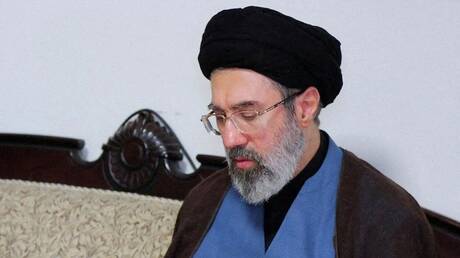 خامنئي: انتصار الإسلام بات أقرب و"وحدة المسلمين" شرط حاسم